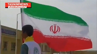 اجرای سرود سلام فرمانده در مدرسه ای در سیستان و بلوچستان