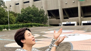 عکس های منتشر شده از صفحه شخصی اینستاگرام Park Jimin | بخش توضیحات