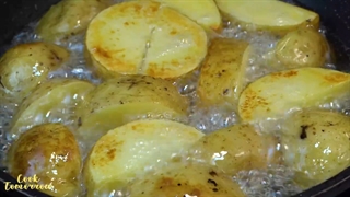 طرز تهیه سیب زمینی با سس قارچ و خامه