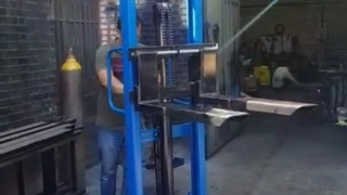 استاکر دستی تولید آپاربالابر