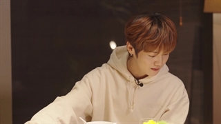 قسمت اول ولاگ One Day لوهان با زیرنویس فارسی