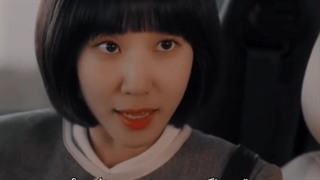 • [لبخند تو را قاب کرده و بر سَردَر دنیایم زده ام تا به همه بگویم لبخند تو دنیای من است....