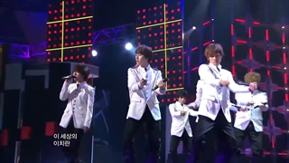 اجرای اهنگ Bonamana از گروه سوپرجونیور