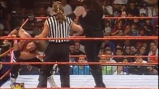 مسابقه آندرتیکر و برت هارت در سامراسلم1997