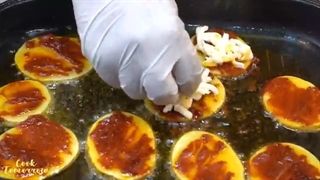 طرز تهیه مینی پیتزا (مجله پاورقی)