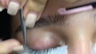 آموزش اکستنشن مژه