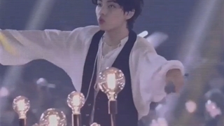 امم فک کنم تهیونگ از دیزنی فرار کرده