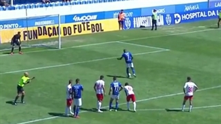 عجیب ترین پنالتی تاریخ