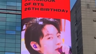 پروژه تولد جونگکوک در خیابان گانگنام♡♡