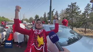 حضور زنان پرسپولیسی در ورزشگاه آزادی تهران