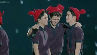 اجرای آهنگ Peter Pan از اکسو با زیرنویس فارسی چسبیده