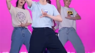 ریلی دنس lover =loserاز TXT