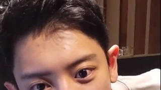 دیشب  چانیول به مناسبت برگشت از سربازی لایو بود