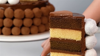 تزیین کیک شکلاتی