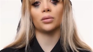 چون دختری....