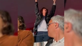 ویدئو منتشر شده از جین در گنسرت کلدپلی