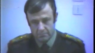 من زیارة سیادة القائد للفرقة السابعة أثناء مرض الرئیس 2