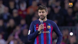 مراسم خداحافظی پیکه با هواداران بارسلونا ( با زیرنویس فارسی )