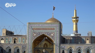 گوشه‌هایی از زیارت عاشقانه شهید حاج‌قاسم سلیمانی در مضجع شریف امام‌رضا(ع)