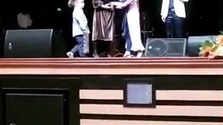 Vikipedia golshidgerami