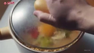 تبلیغ جین بی تی اس برای جین رامیون:]