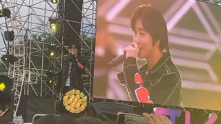 فنکم اجرای آهنگ Let's Love از سوهو در MIK Festival in London 2022