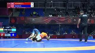 1/2 FS - 48 kg: S. ACHAPALE (IND) v. R. RASSIM (KAZ)
