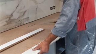 برش 5 سانتی اسلب برای لبه صفحه کابینت با فارسی بر