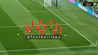 گرم کردن بازیکنان ایران و انگلیس پیش از تقابل در اولین بازی جام جهانی 2022