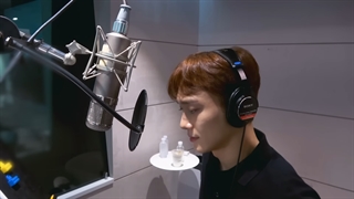 ویدیو پشت صحنه ضبط آهنگ Traveler چن با زیرنویس فارسی چسبیده 