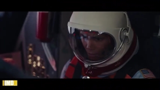 آماده کردن سفینه فضایی در فیلم توطئه آمیز 5 قلمرو تاریکی