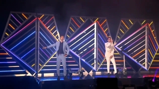 اجرای آهنگ Falling For You از اکسو در کنسرت EXOPLANET #5 EXplOration in Seoul