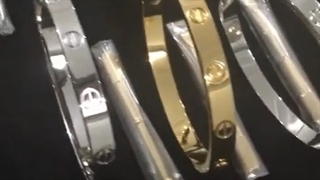 نمایش دستبند لاو کارتیر | سایت طلا و جواهر |