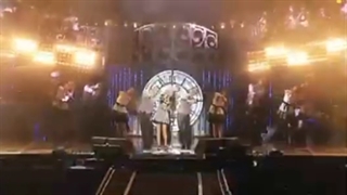 کنسرت آهنگ you and I آیو