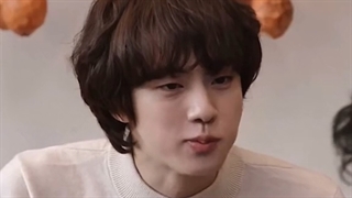 طبیعیه اینقدر دلتنگ جین باشم:) ♡