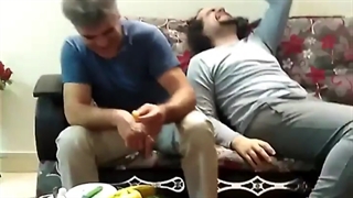 ارمیس و دلقک بازی هاش