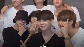 ولی کسی خونه نیست :)