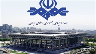شاهکار جدید صدا وسیما؛ سشوار کشیدن از روی روسری!