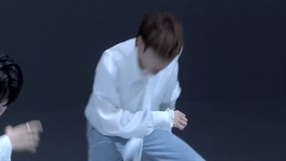 ⋆ فن کم کیم ته ره " Kim Tae Rae " عضو گروه زیروبیس‌وان " ZeroBaseOne " در اجرای in bloom در Studio Choom