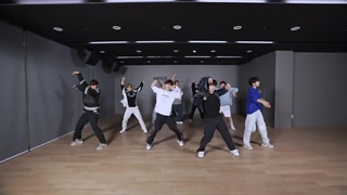 Practice" پرکتیس " آهنگ In bloom از گروه ZeroBaseOne