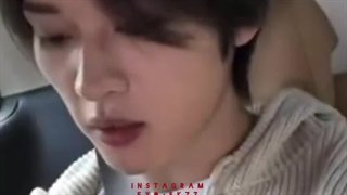 اگه من و جیسونگ غرق بشیم کی رو نجات میدی ؟