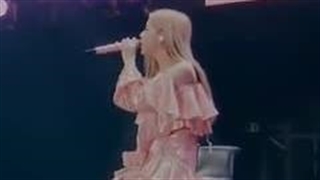 موزیک ویدئو از رزی