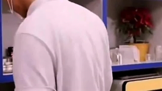 اگه طرز پخت کورن داگ پارک سوجون و کارآموز کیم تهیونگ رو می خوای تا آخر ویدیو رو ببین ♡