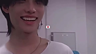 تولد 23  سالگی سانشاین STAY♡♡ دنسر و رپر با استعدادمون که همیشه با صداش غافلگیرمون می کنه♡♡ تولد فلیکسی مبارک♡♡15 سپتامبر 2000