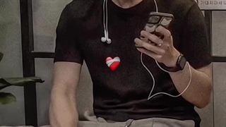 دوست دارم با اینکه مال من نیستی ، لینو