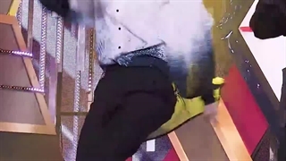 فنکم شیومین برای اجرای cream soda در موزیک بنک