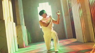 موزیک ویدیو Baila Conmigo از Oneus