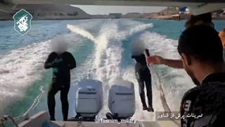 تمرین غواصی رزمی یگان ویژه فاتحین سپاه محمد رسول الله(ص) خلیج فارس