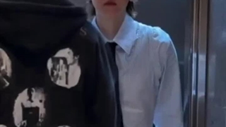 بکهیون چالش آسانسور