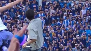 اجرای آهنگ Mic Drop جیهوپ در کنسرت Summer Swag 2025 سای♡